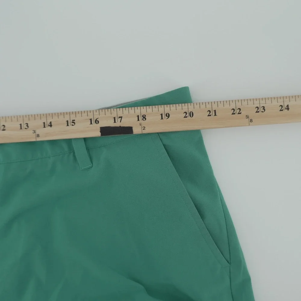 Adidas Golf Shorts Mens 40 Green Flat Front Performance Gripper Waistband